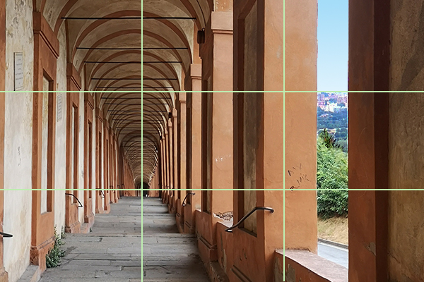 Arkadengang zur Chiesa San Luca in Bologna